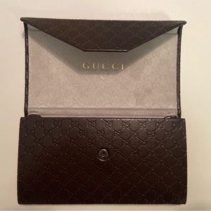 Gucci Snap Wallet Case
